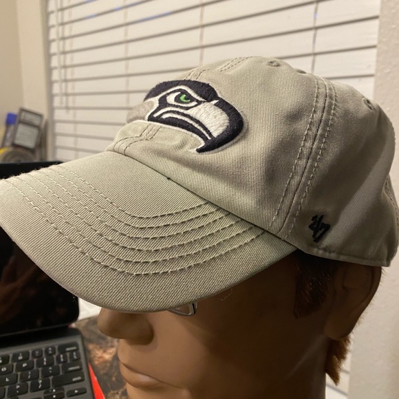 47 Brand NFL Seahawks Men’s Khaki Baseball Cap One Size Small - Picture 4 of 10